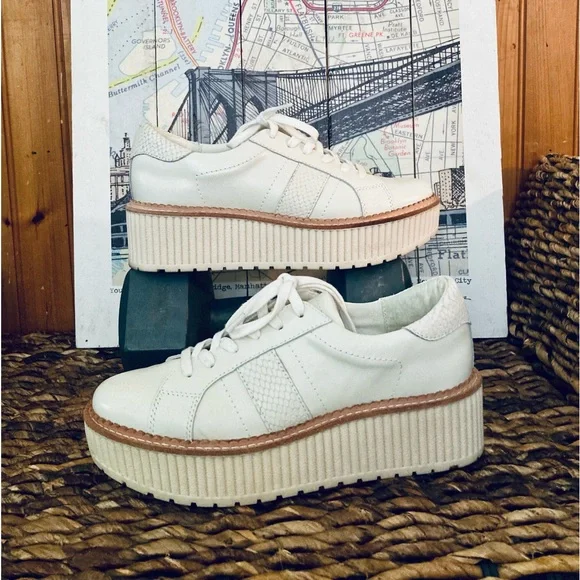 Dolce Vita Tiger Platform Sneakers - Picture 4 of 7